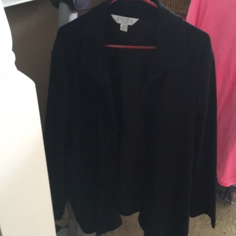 jacket.. Lightweight black